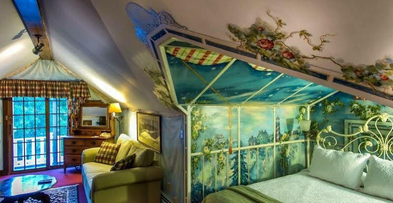 Queen Anne 4*